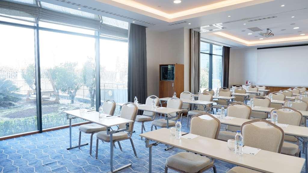 Отель Hampton By Hilton Самсун Удобства фото
