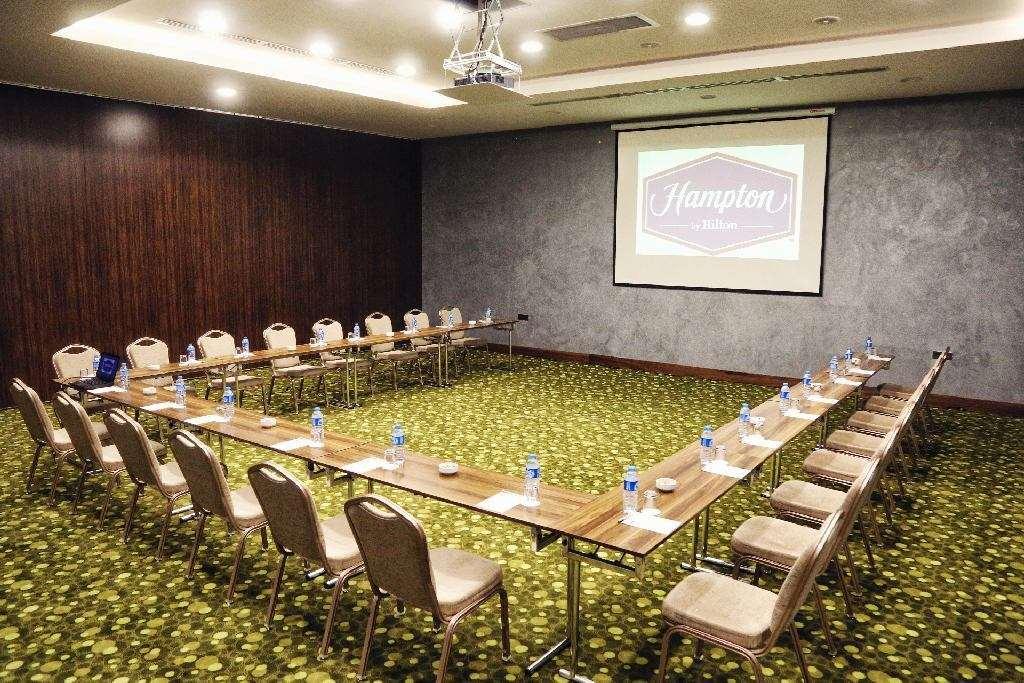 Отель Hampton By Hilton Самсун Удобства фото